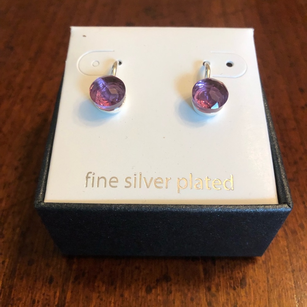 Purple earrings - Picture 2 of 4